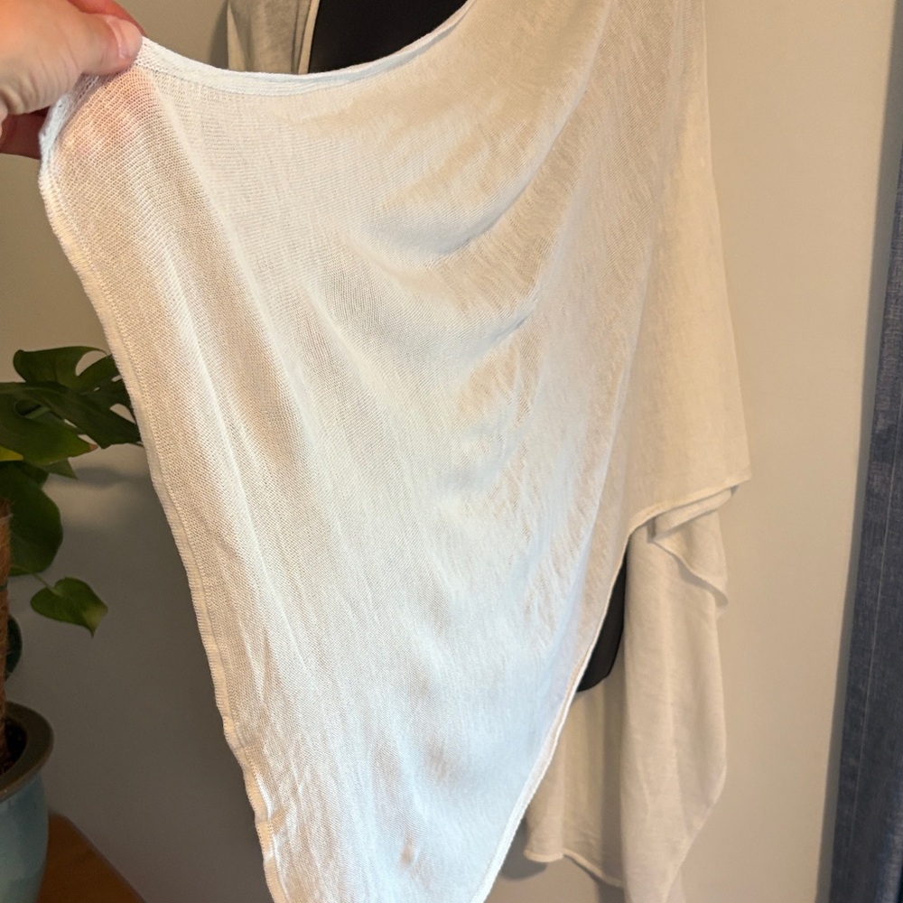 Chic Cream Women's Poncho - Picture 5 of 5